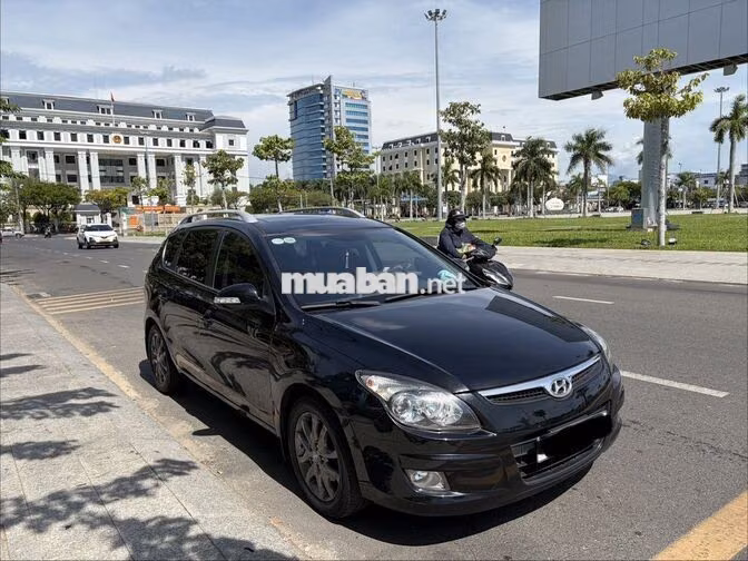 Hyundai i30cw 2011 Bản đặc biệt Đen