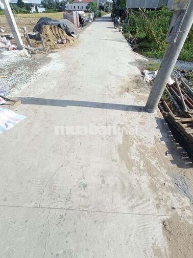 Chính Chủ Cần Bán Đất Gần Chợ Hưng Long