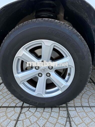 Toyota Highlander 3.5L 2007 Bạc 7 chỗ