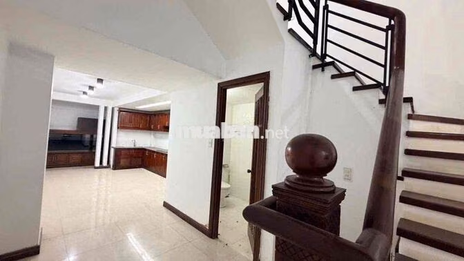 Cho thuê mặt tiền kinh doanh đường số 24 A khu tên lửa giá 20tr