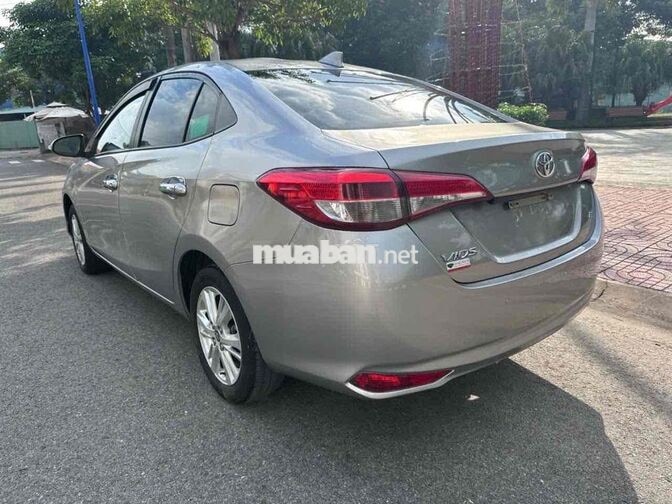 Toyota Vios CVT 2020 Bạc Tự động