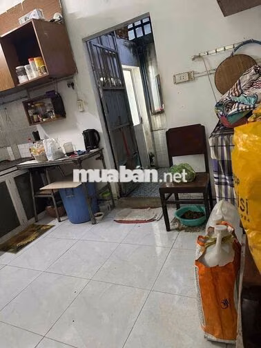 Bán nhà cấp 4 full nội thất 4x20 hẻm ba gác.