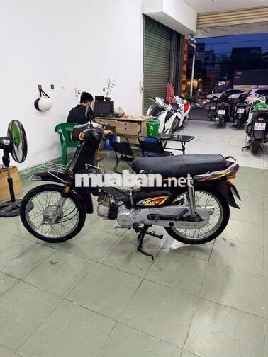 Boss sanda máy chưa bung êm ru, sườn đẹp,1 chủ
