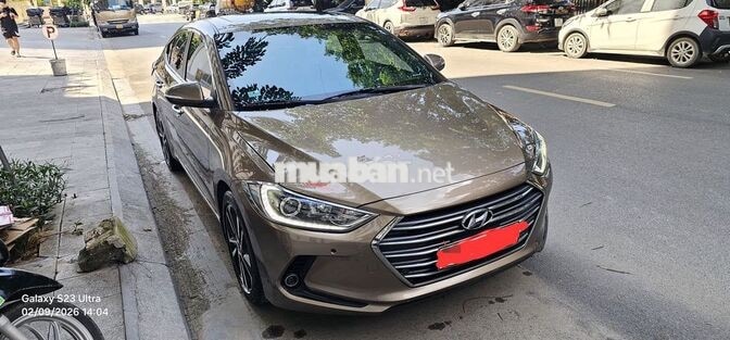 Hyundai Elantra 2.0 Full 2018 Nâu 115000 km