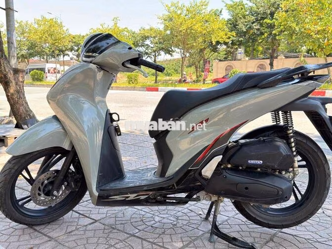 Honda SH 2024 Xám xi măng 5000 km