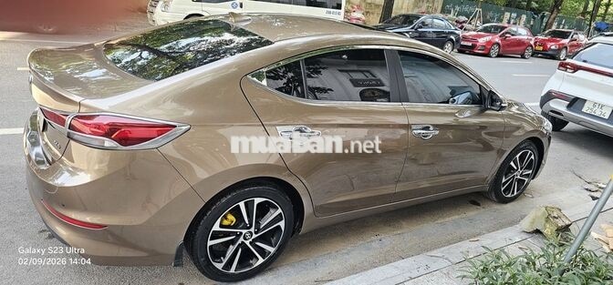 Hyundai Elantra 2.0 Full 2018 Nâu 115000 km