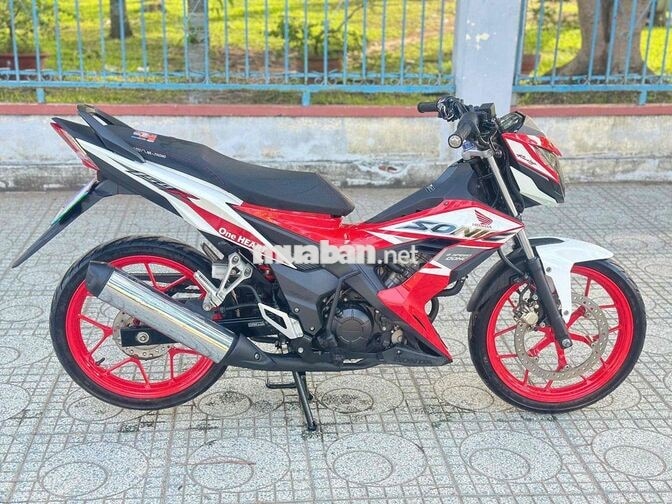 SONIC BẢN HATI TRẮNG ĐỎ ODO THẤP MÁY ZIN VỎ CẶP