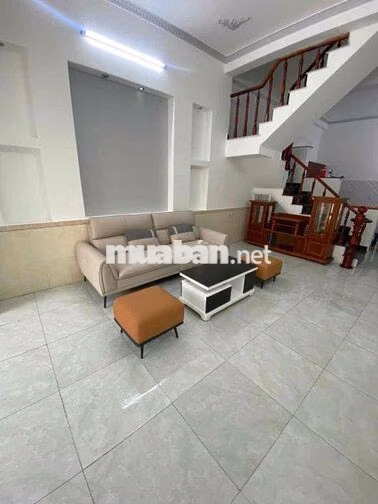 Nhà Lầu Trệt Gần VinCom 550, Giá chỉ 3ty680, Đường Ô Tô Thông