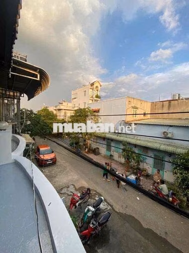 Nhà Lầu Trệt Gần VinCom 550, Giá chỉ 3ty680, Đường Ô Tô Thông