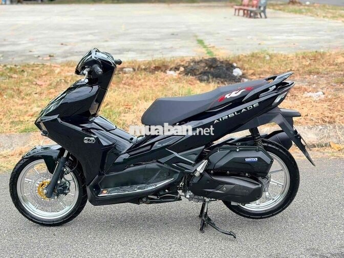 Cần bán AB  4vall 2024 Đen bóng - mâm crom cực đẹp
