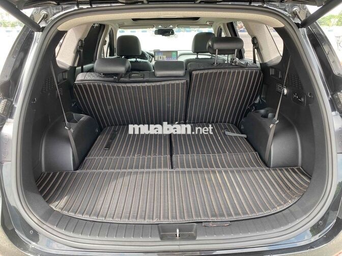 Hyundai Santafe Đặc Biệt 2019 Dầu 50000 km Đen