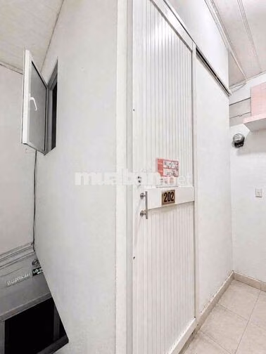 Phòng 1 người 2tr5 đầy đủ tiện nghi ngay trung tâm ngã tư hàng Xanh