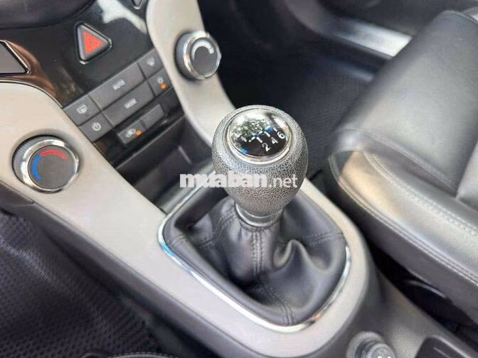 Chevrolet Cruze 2017 Số sàn Đỏ
