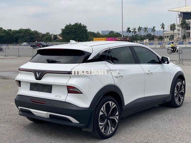 VinFast VF6 Plus TC1 2025 Trắng 30000 km