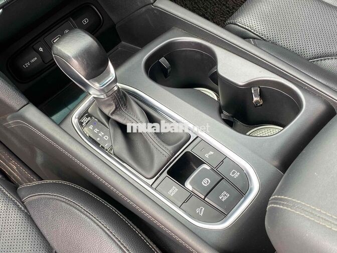 Hyundai Santafe Đặc Biệt 2019 Dầu 50000 km Đen