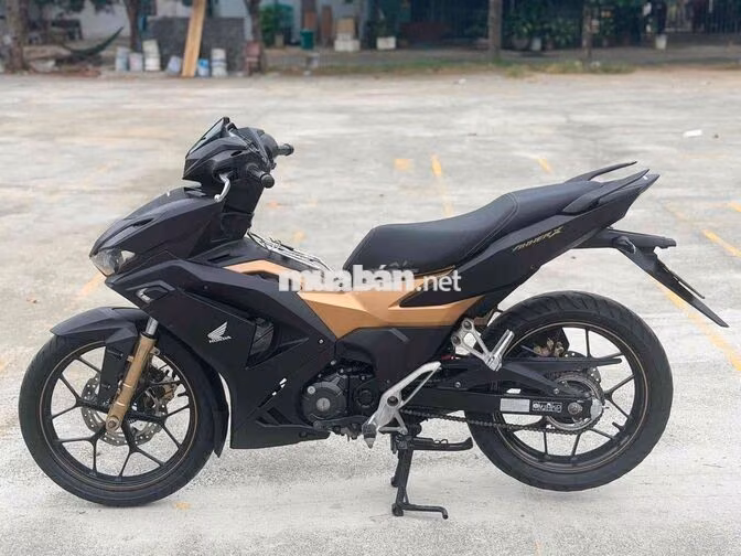 Cần bán  Winner V3 2023 khoá smekey,biển43