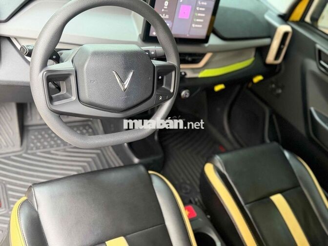 VinFast VF3 2024 Vàng 16000 km mua pin