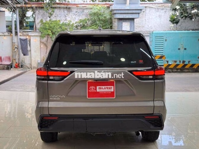 Bán Innova Cross 2.0V 2024 - Giá còn thương lượng