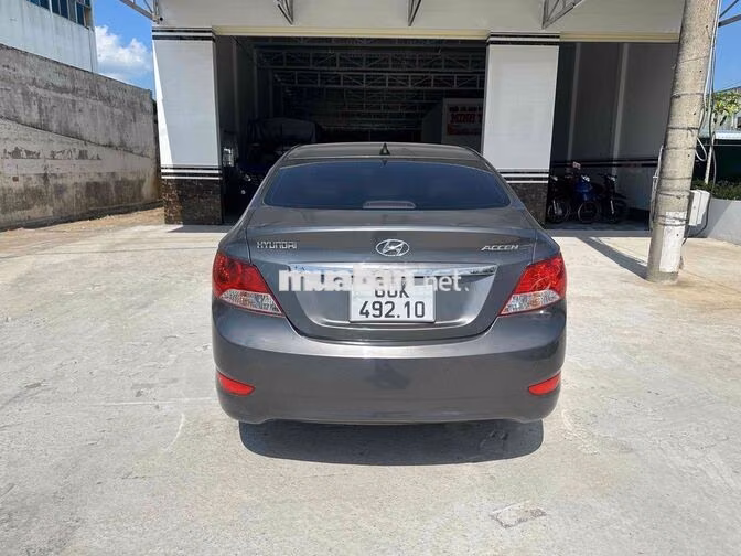 Hyundai Accent 2012 Số tự động Xám