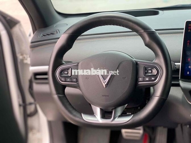 VinFast VF6 Plus TC1 2025 Trắng 30000 km