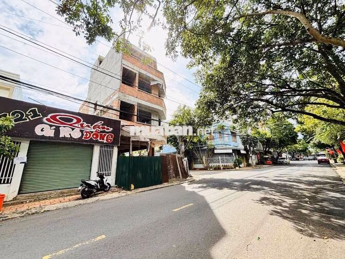 NHÀ MẶT TIỀN SỐ 121 NGUYỄN HỮU THỌ