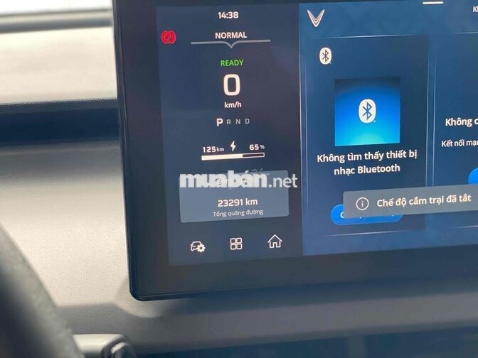 VinFast VF3 2025 Xám Xi Măng 22000 km