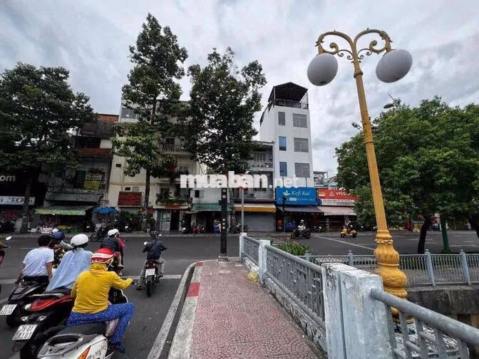 Nguyên căn MT Hoàng Sa làm văn phòng Cty, kinh doanh, CHDV