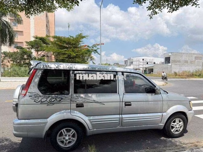 Mitsubishi Jolie 2004 Bạc