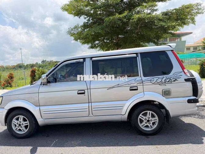 Mitsubishi Jolie 2004 Bạc