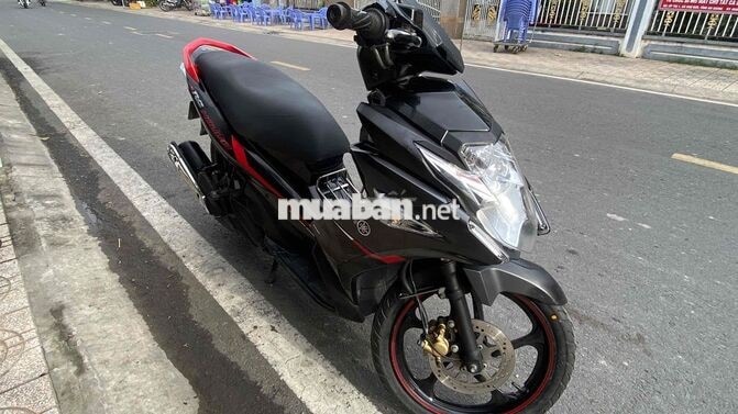 Yamaha Nouvo 6 Tự động màu Đen bs 67 ag