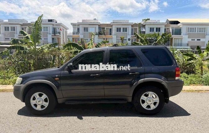 Ford Escape 3.0 XLT 2003 Xám