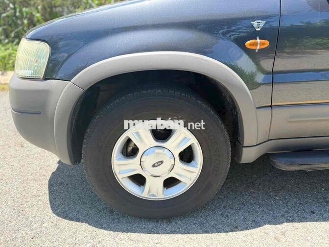 Ford Escape 3.0 XLT 2003 Xám