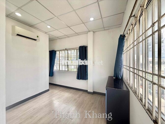 Cho Thuê Căn Hộ 1PN Tách Bếp Cửa Sổ Full Nội Thất Ngay Chợ Bàn Cờ Q3