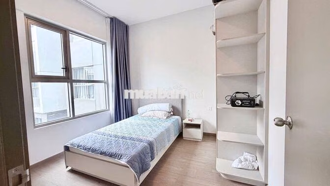Cho thuê Căn góc 3PN; Nhà trống & đầy đủ nội thất. LH Hương Xem nhà