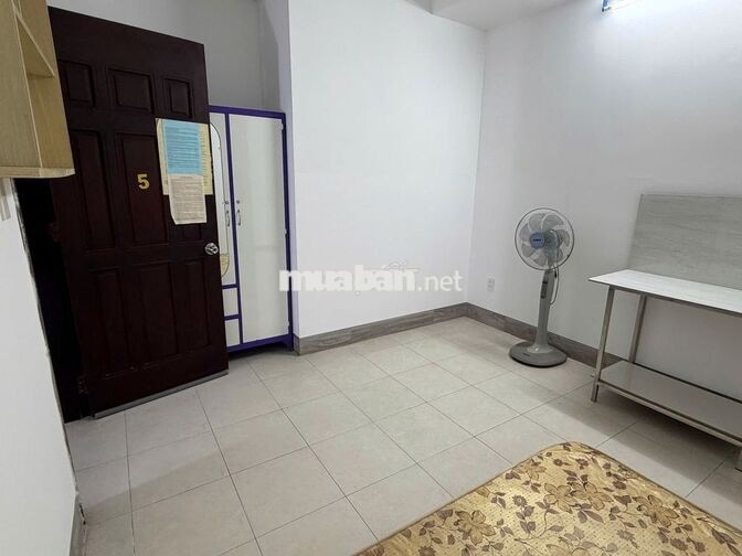 Phòng cho 1 NỮ, trong biệt thự Bình Lợi, full nội thất