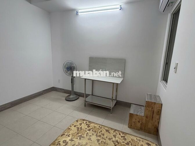 Phòng cho 1 NỮ, trong biệt thự Bình Lợi, full nội thất