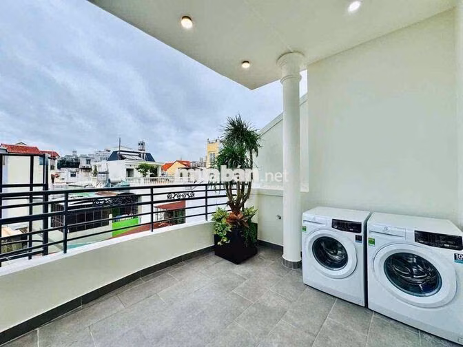 bán nhà xây mới 100% 4 tầng 8 phòng chdv 11ty680 tl