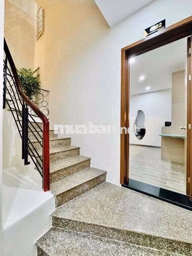 bán nhà xây mới 100% 4 tầng 8 phòng chdv 11ty680 tl