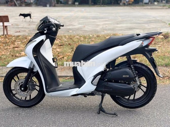 Honda SH 150 2016 khoá ga rin lên dàng áo ý