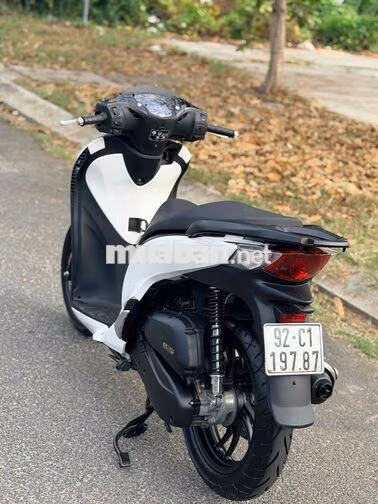 Honda SH 150 2016 khoá ga rin lên dàng áo ý