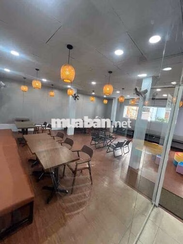 Cho Thuê Nhà Mặt Tiền gốc Bình Phú,  Phường 11, Quận 6 Giá: 32 triệu (