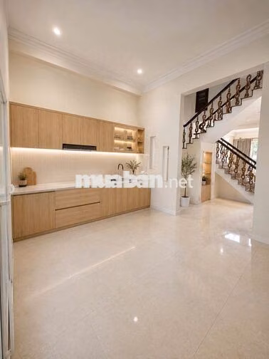 NHÀ 3 TẦNG 3PN 3WC MT KHU HỒ NGHINH