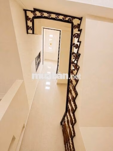 NHÀ 3 TẦNG 3PN 3WC MT KHU HỒ NGHINH