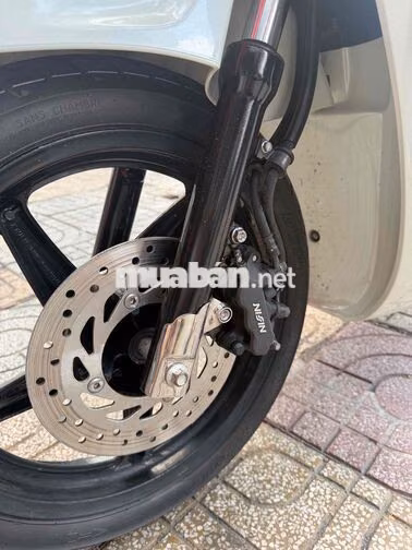 Honda SHi 125 vk ý Trắng