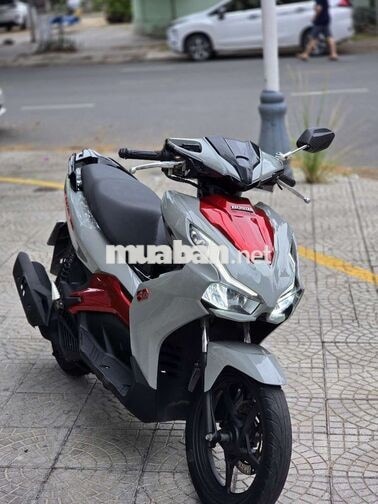 Honda Air Blade Xám xi măng đời mới