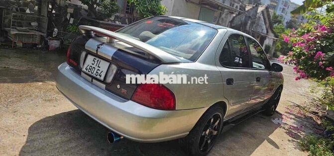 Nissan Sentra SeR 2002 Bạc