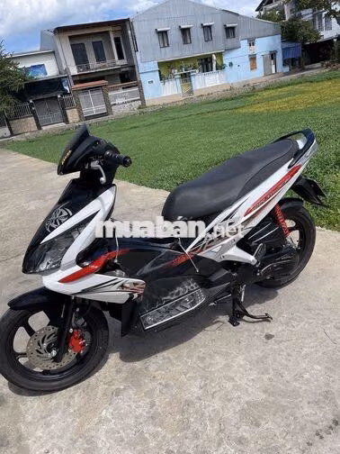 Honda Air Blade 2010 Đen Trắng Đỏ