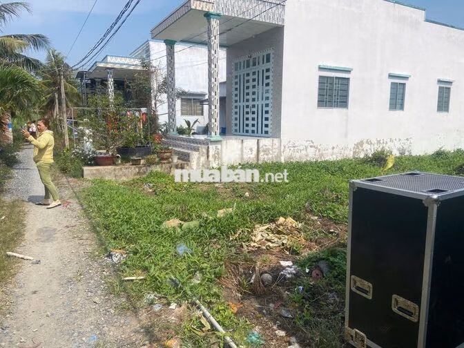 Sang đất 10m x20m Thạnh Hoà, Bến Lức. Sổ hồng riêng!