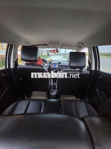 Mazda 2S Trắng 5 chỗ