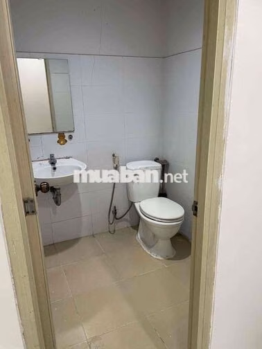 Cho thuê căn hộ HQC Plaza, Nguyễn Văn Linh 2pn 2wc giá rẻ